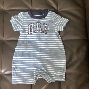 Gap short sleeve short onesie